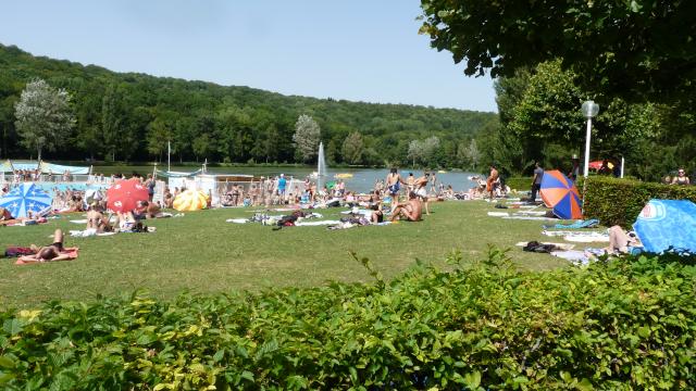 Solarium Pisicne Des Lacs Contrexéville ©ville De Contrexéville