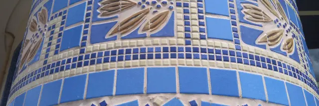 Détail de la mosaïque des colonnade de la galerie thermale à Contrexéville